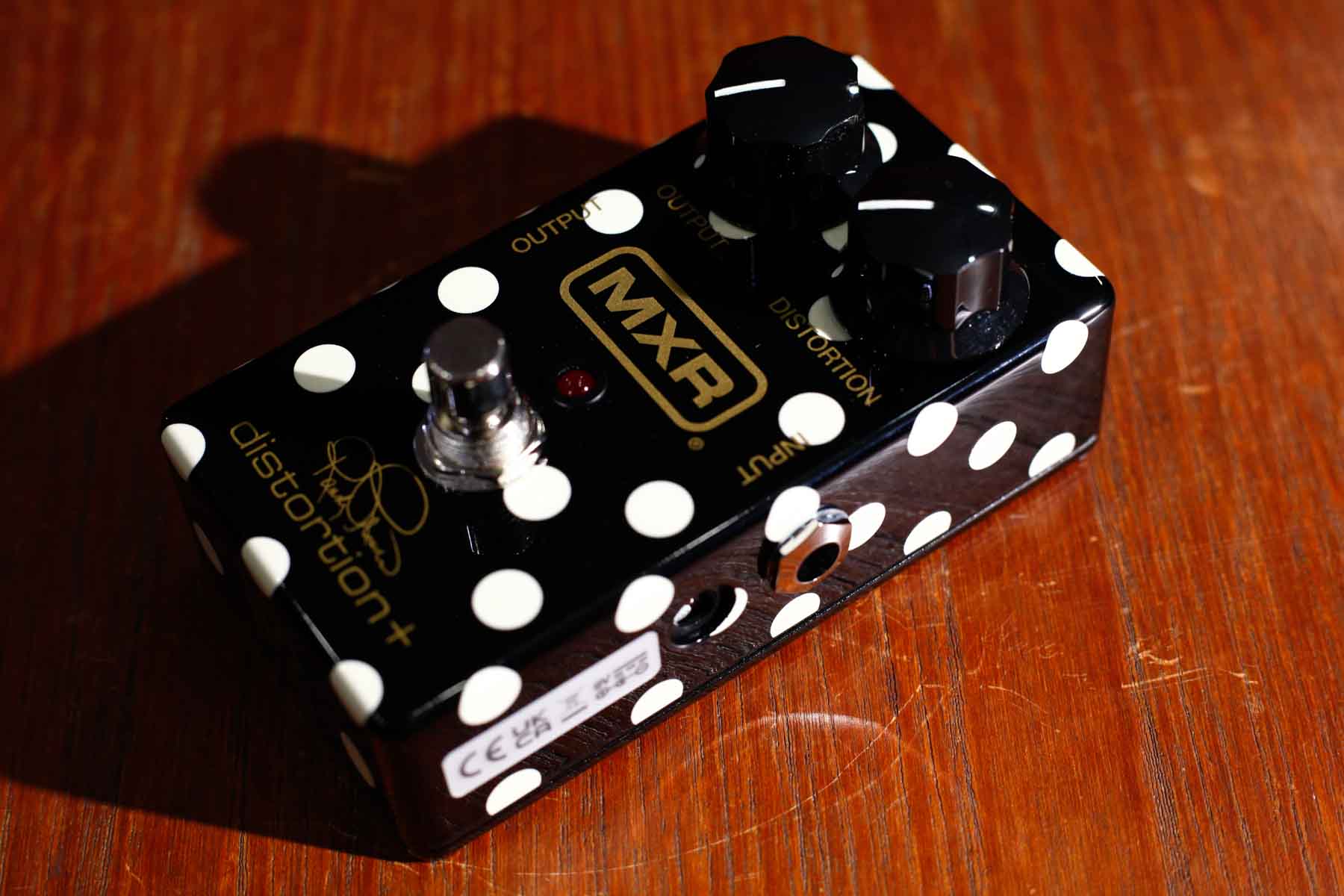 RR104 MXR Distortion+ RANDY RHOADS(未開封) MXR RR104 RR104C RANDY RHOADS DISTORTION+ レビュー | ギター