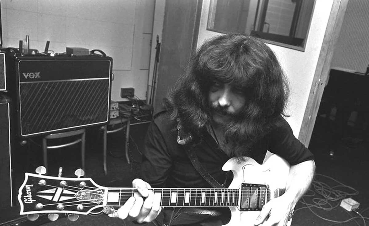 やっぱりVOX AC30なんじゃないでしょうか？