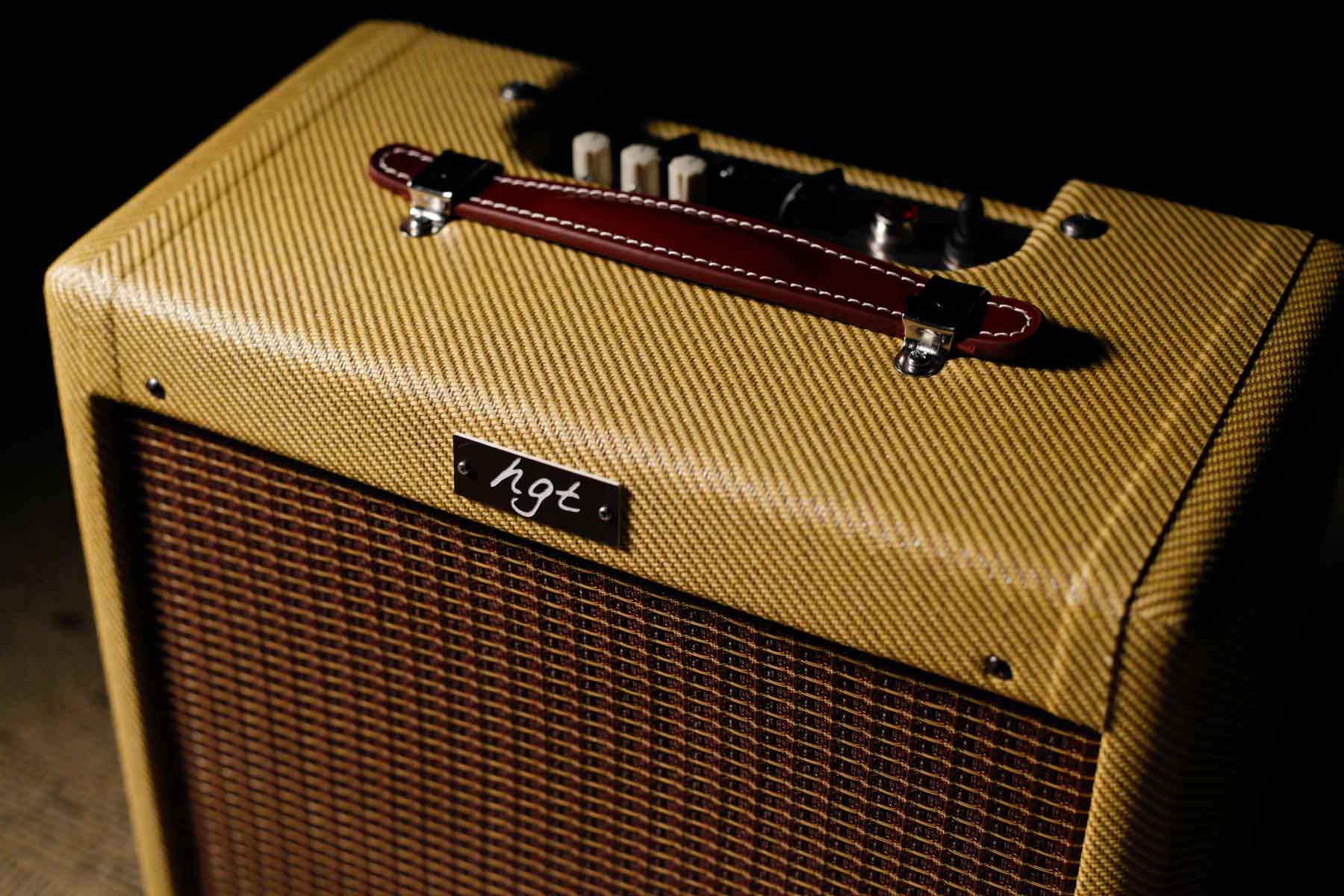 historique_guitars_hgamp3revsp