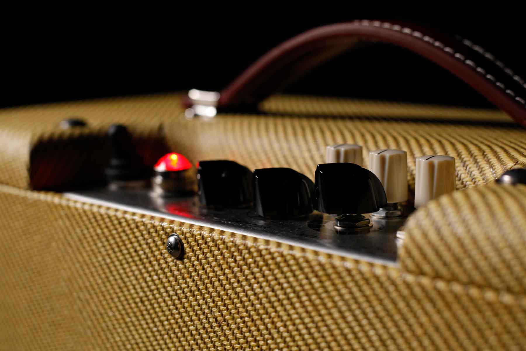 historique_guitars_hgamp3revsp